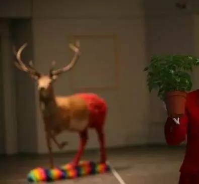 Кадр из Высокий музей, низкий музей (2008) Кадр из Высокий музей, низкий музей (2008)