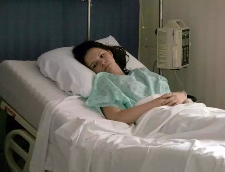 Кадр из Стефани Дейли (2006) Кадр из Стефани Дейли (2006)