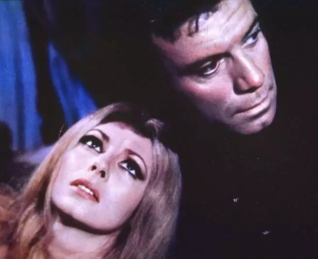 Кадр из В объятиях паука (1971) Кадр из В объятиях паука (1971)