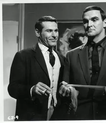 Кадр из Криминал (1960) Кадр из Криминал (1960)