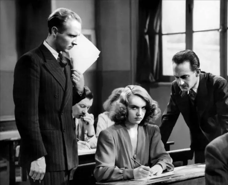 Кадр из Ворон (1942) Кадр из Ворон (1942)