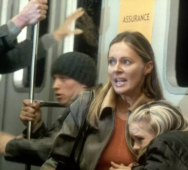 Кадр из Землетрясение (2005) Кадр из Землетрясение (2005)