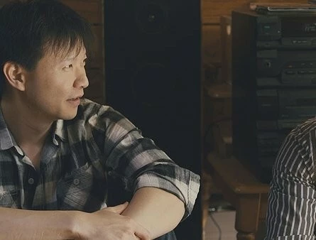 Кадр из В семье (2011) Кадр из В семье (2011)
