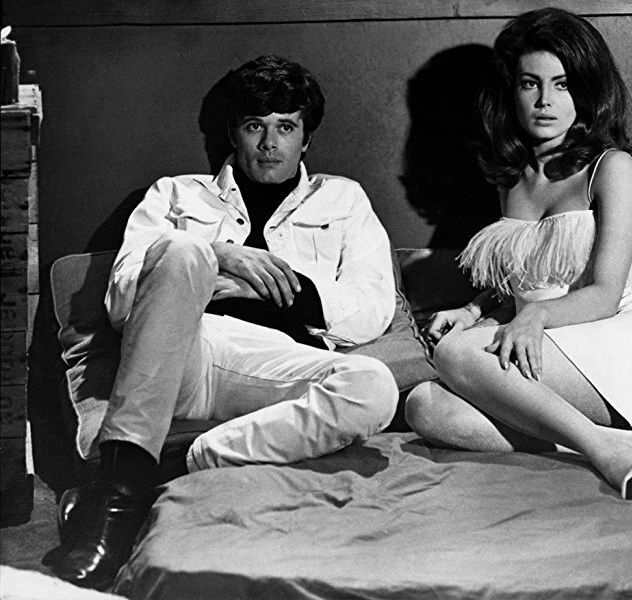Кадр из Глаз кота (1969) Кадр из Глаз кота (1969)