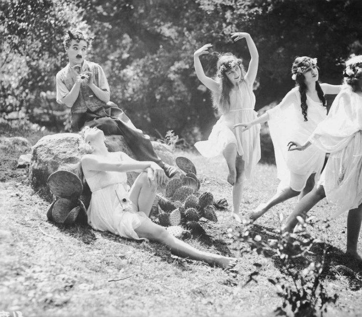 Кадр из Солнечная сторона (1919) Кадр из Солнечная сторона (1919)
