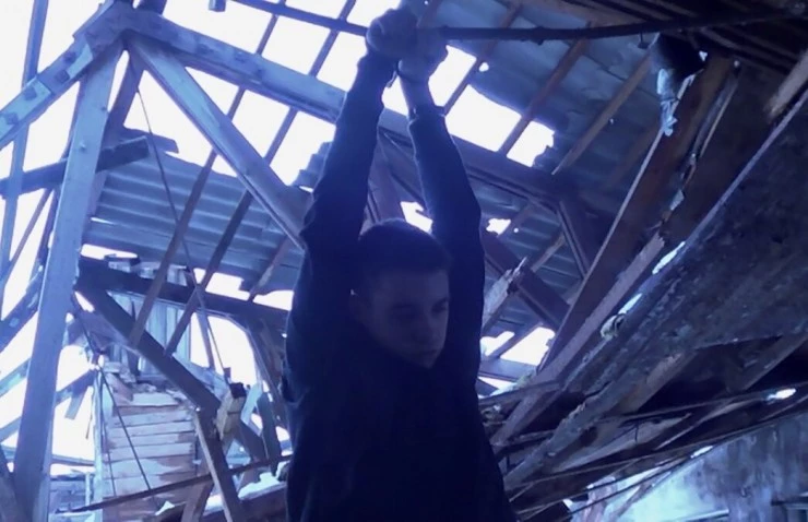 Кадр из Хронология (2013) Кадр из Хронология (2013)