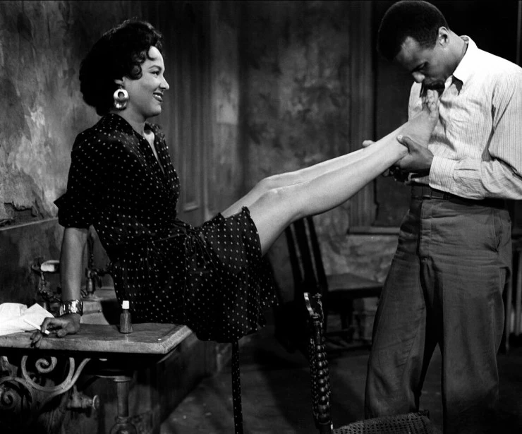 Кадр из Кармен Джонс (1954) Кадр из Кармен Джонс (1954)