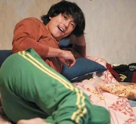 Кадр из Дворняга (2003) Кадр из Дворняга (2003)