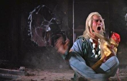 Кадр из Святое пламя военного мира (1983) Кадр из Святое пламя военного мира (1983)