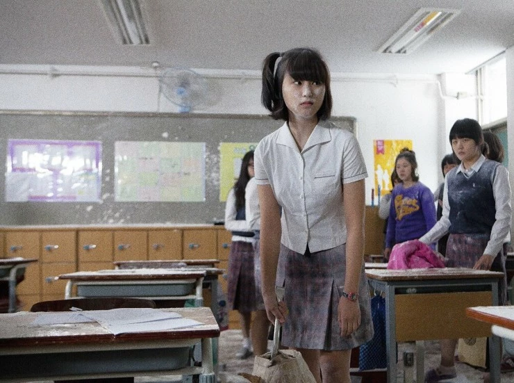 Кадр из Интхуги (2013) Кадр из Интхуги (2013)