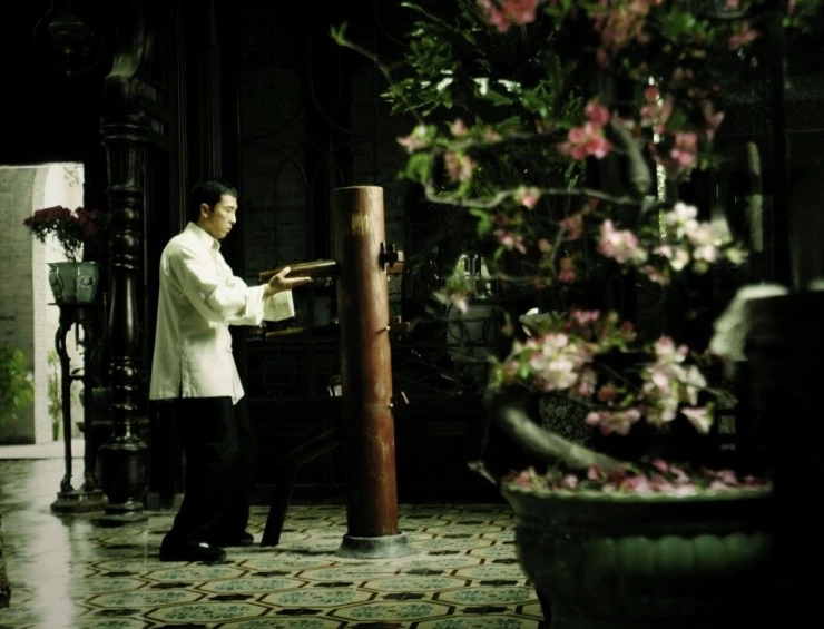 Кадр из Ип Ман (2008) Кадр из Ип Ман (2008)