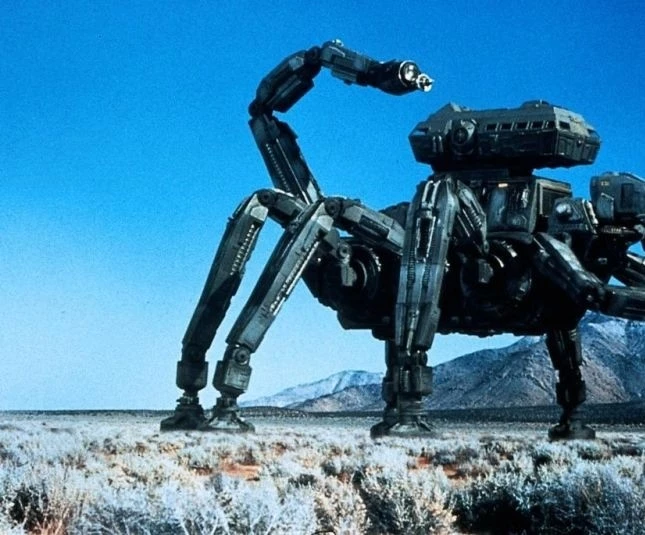Кадр из Войны роботов (1993) Кадр из Войны роботов (1993)