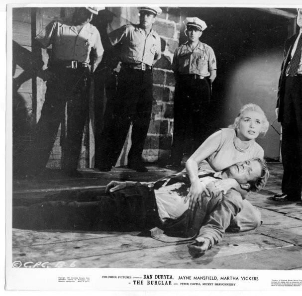 Кадр из Взломщик (1957) Кадр из Взломщик (1957)