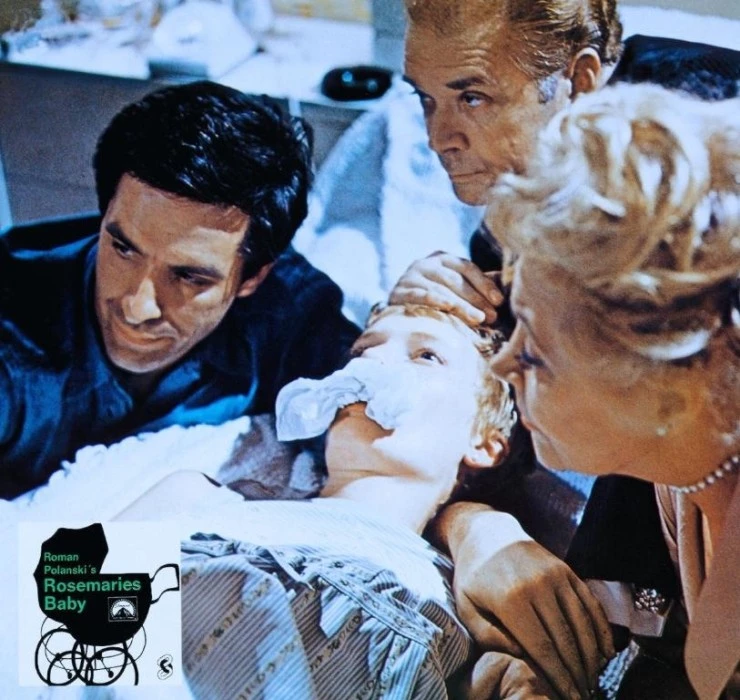 Кадр из Ребенок Розмари (1968) Кадр из Ребенок Розмари (1968)