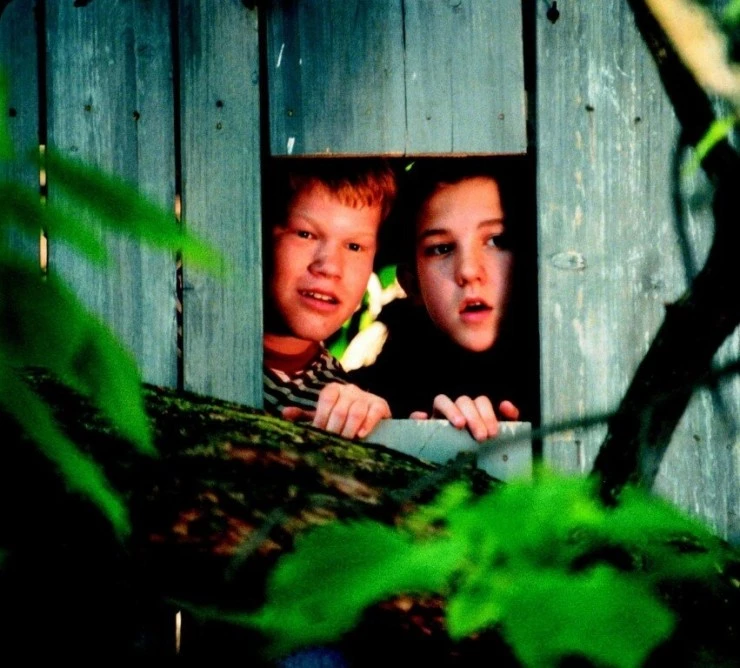 Кадр из Дети и их дни рождения (2002) Кадр из Дети и их дни рождения (2002)