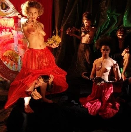 Кадр из Сошествие Розы в ад (2009) Кадр из Сошествие Розы в ад (2009)