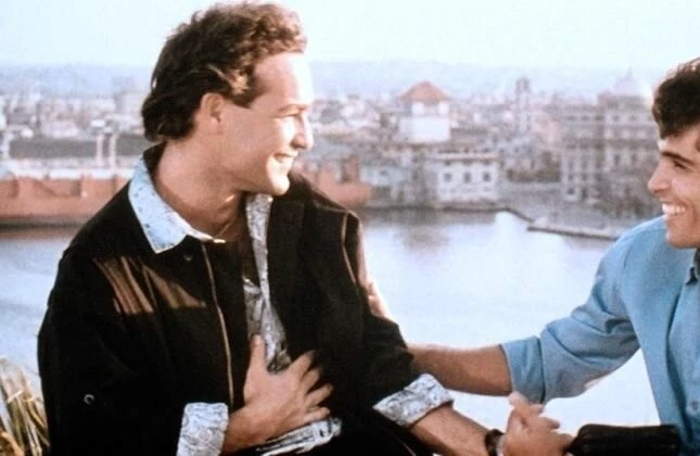 Кадр из Клубничное и шоколадное (1993) Кадр из Клубничное и шоколадное (1993)