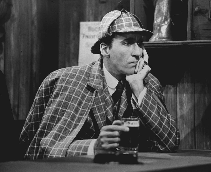 Кадр из Шерлок Холмс и смертоносное ожерелье (1962) Кадр из Шерлок Холмс и смертоносное ожерелье (1962)