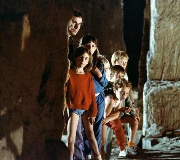 Кадр из Маленькая банда (1983) Кадр из Маленькая банда (1983)