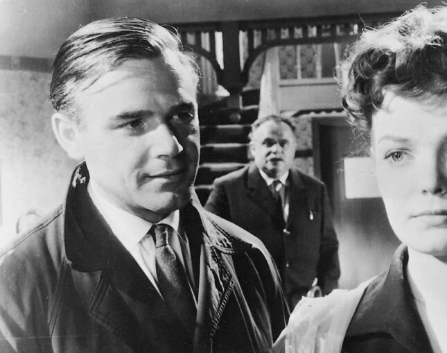 Кадр из Лягушка в маске (1959) Кадр из Лягушка в маске (1959)