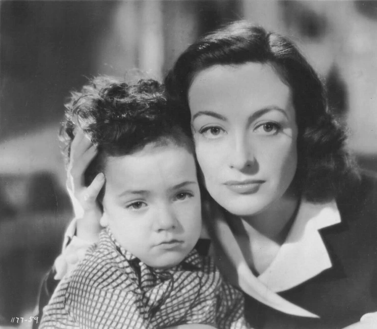 Кадр из Лицо женщины (1941) Кадр из Лицо женщины (1941)