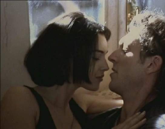 Кадр из Квартира (1996) Кадр из Квартира (1996)