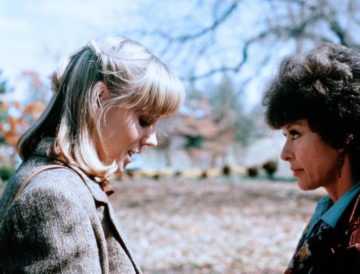 Кадр из Времена года (1981) Кадр из Времена года (1981)