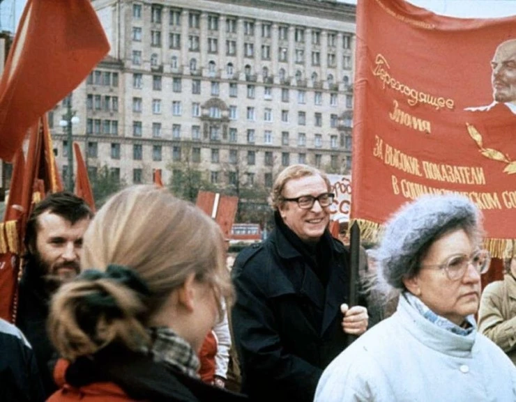 Кадр из Полночь в Санкт-Петербурге (1995) Кадр из Полночь в Санкт-Петербурге (1995)