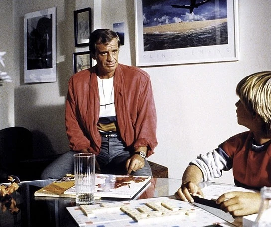 Кадр из Одиночка (1986) Кадр из Одиночка (1986)