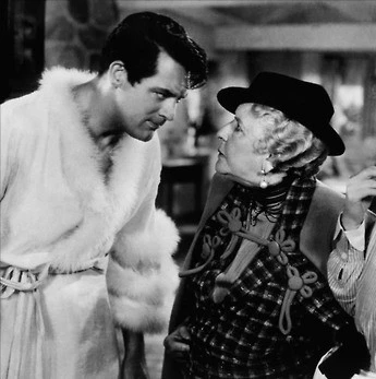 Кадр из Мышьяк и старые кружева (1944) Кадр из Мышьяк и старые кружева (1944)
