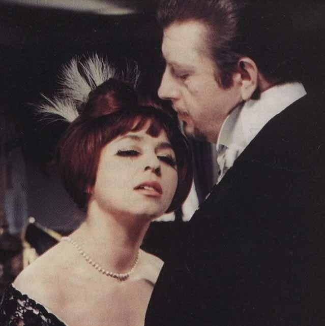 Кадр из Кукла (1968) Кадр из Кукла (1968)