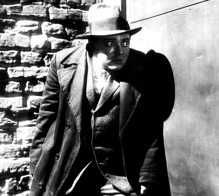 Кадр из М убийца (1931) Кадр из М убийца (1931)
