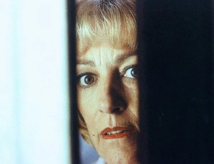 Кадр из Коммуналка (2000) Кадр из Коммуналка (2000)