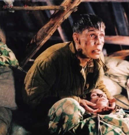 Кадр из Звезда (2002) Кадр из Звезда (2002)