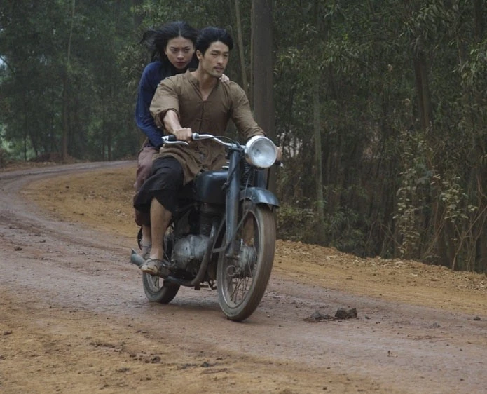 Кадр из Мятежник (2007) Кадр из Мятежник (2007)