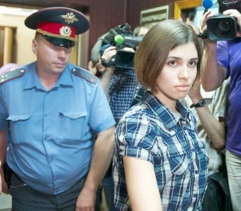 Кадр из Показательный процесс: История Pussy Riot (2013) Кадр из Показательный процесс: История Pussy Riot (2013)
