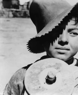Кадр из Забытые (1950) Кадр из Забытые (1950)