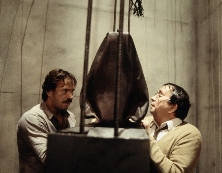 Кадр из Вниз (1984) Кадр из Вниз (1984)