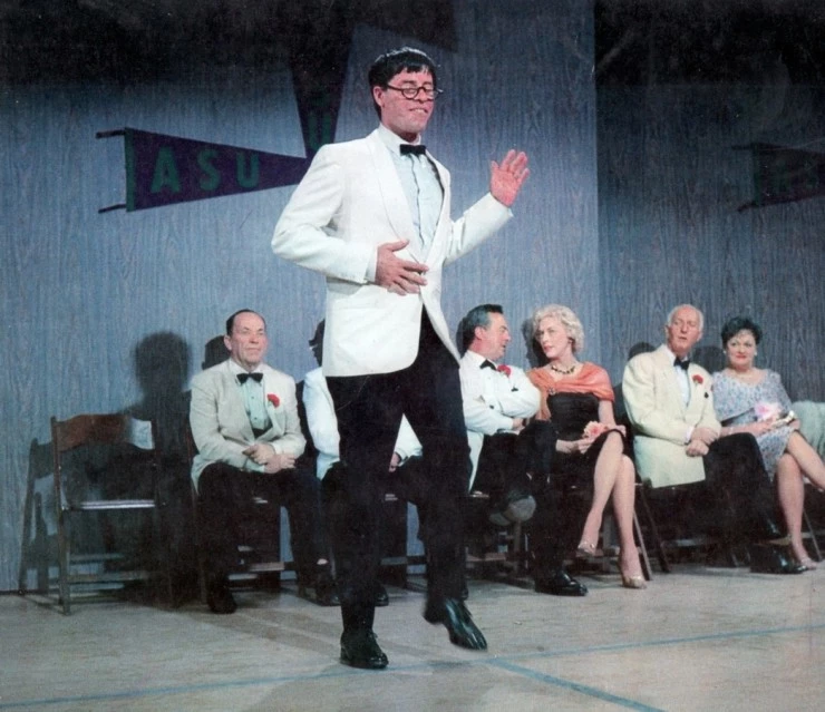 Кадр из Чокнутый профессор (1963) Кадр из Чокнутый профессор (1963)