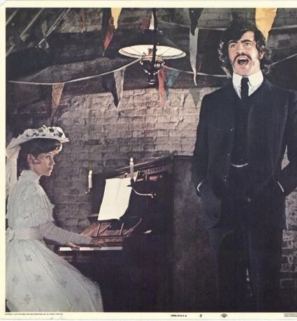 Кадр из Посредник (1971) Кадр из Посредник (1971)