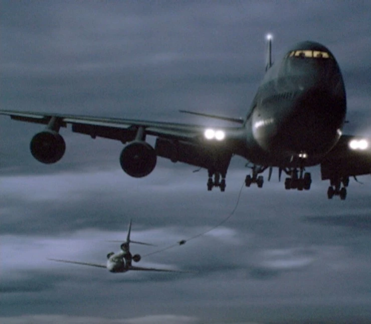 Кадр из Боинг 747 (2003) Кадр из Боинг 747 (2003)