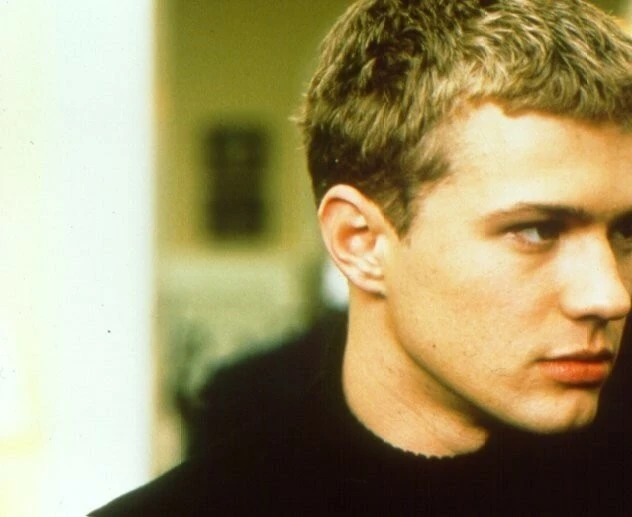 Кадр из Свой парень (1999) Кадр из Свой парень (1999)