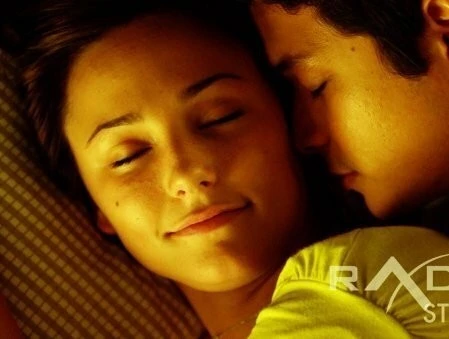 Кадр из Тема: Я люблю тебя (2011) Кадр из Тема: Я люблю тебя (2011)