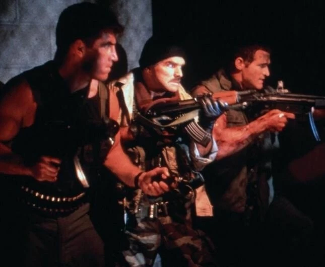 Кадр из Ворон (1996) Кадр из Ворон (1996)