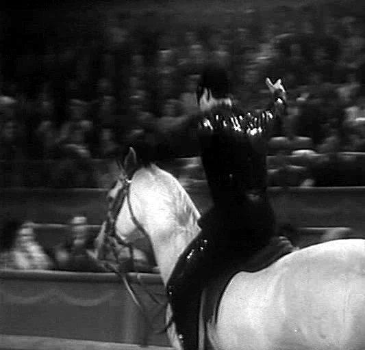 Кадр из Мистер Икс (1958) Кадр из Мистер Икс (1958)