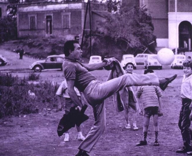 Кадр из Четверг (1964) Кадр из Четверг (1964)