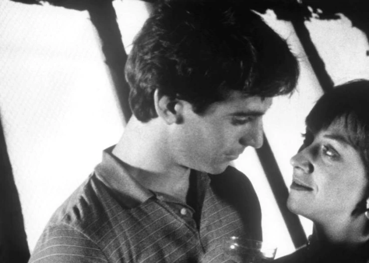 Кадр из Прощальные взгляды (1986) Кадр из Прощальные взгляды (1986)
