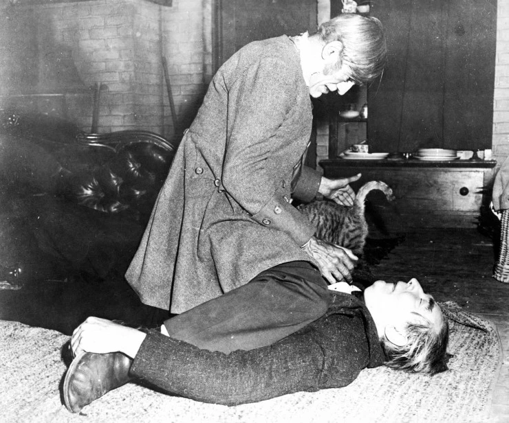 Кадр из Похититель тел (1945) Кадр из Похититель тел (1945)
