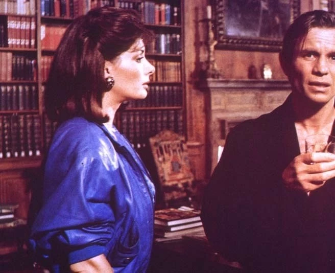 Кадр из Призрак смерти (1988) Кадр из Призрак смерти (1988)