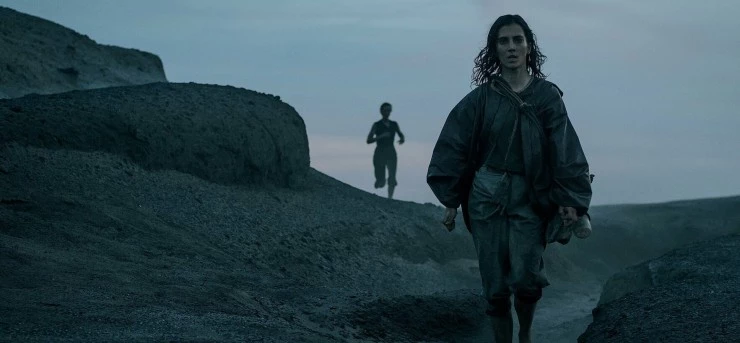 Кадр из Чужая Земля (2021) Кадр из Чужая Земля (2021)